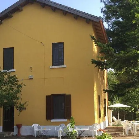 Alojamento de Acomodação e Pequeno-almoço Le Del Parco 3*