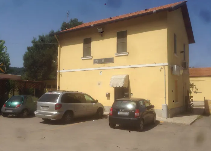 Le Del Parco לינה וארוחת בוקר פסקיצ'י